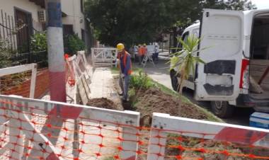 Provincia inició la obra de recambio de redes de agua potable en Coronel Rosales