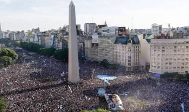Declaran mañana feriado nacional para los festejos con la selección Argentina