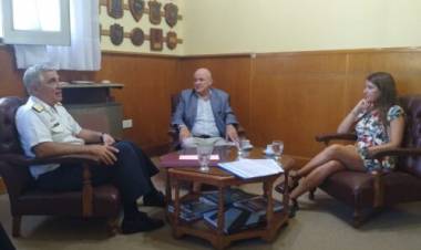 El Municipio permitirá a egresados de la Escuela de Aprendices de la Armada realizar prácticas profesionales