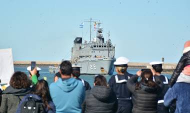 El aviso ARA “Estrecho de San Carlos” arribó a la Base Naval Puerto Belgrano