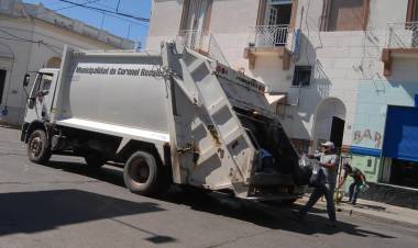 Este domingo no habrá recolección domiciliaria de residuos, mientras que lunes y martes será normal