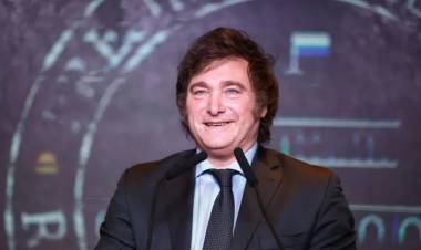 Javier Milei: "Hoy comienza la reconstrucción de Argentina"