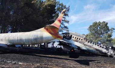 El incendio en la Base Espora afectó a dos aviones en desuso