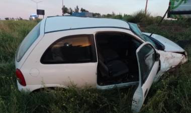 Un auto chocó contra un caballo suelto en la ruta 3 y su conductor fue derivado a un hospital