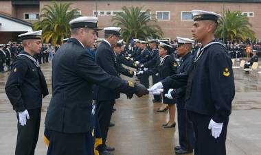 Egresó la Promoción 125 de la Escuela de Suboficiales de la Armada