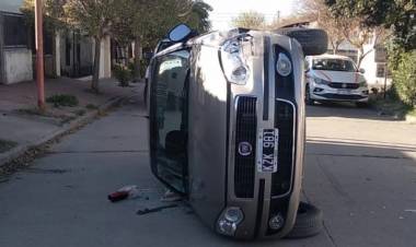 Un hombre fue asistido tras un vuelco