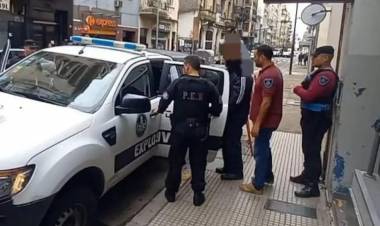 Condenan a 42 años de prisión al padre y a 24 al padrino de una de las 2 niñas abusadas en Punta Alta