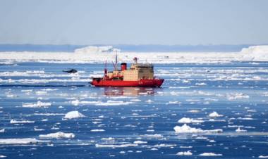 El rompehielos ARA “Almirante Irízar” retorna a la Antártida