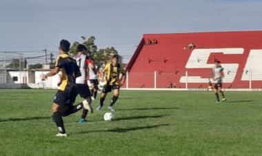 Sporting disputó partidos amistosos ante Ferroviario de Coronel Dorrego