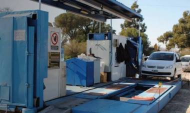 La VTV móvil seguirá en Punta Alta hasta que inauguren la planta fija 