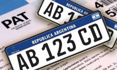 Faltan patentes en todo el país y desde la oposición exigen respuestas: "Es inadmisible"