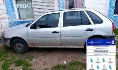 Encontraron en Barrio Luiggi 2 un auto que tenía pedido de secuestro por robo