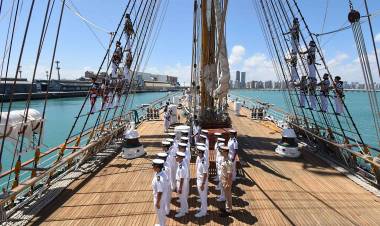 La fragata ARA “Libertad” arribó a Fortaleza, Brasil