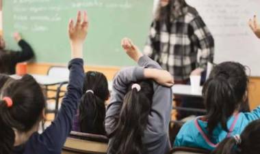 Se confirma el piso de 190 días de clases en 2026 y anuncian mayor control de las horas escolares