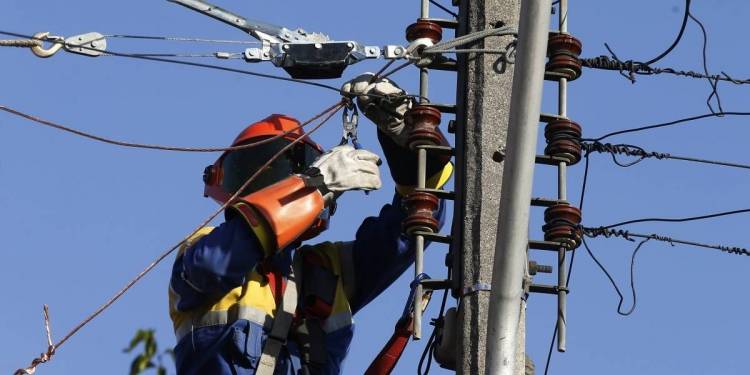 Este jueves habrá un corte de energía en Pehuen Co, Bajo Hondo, Calderón y Zona Rural