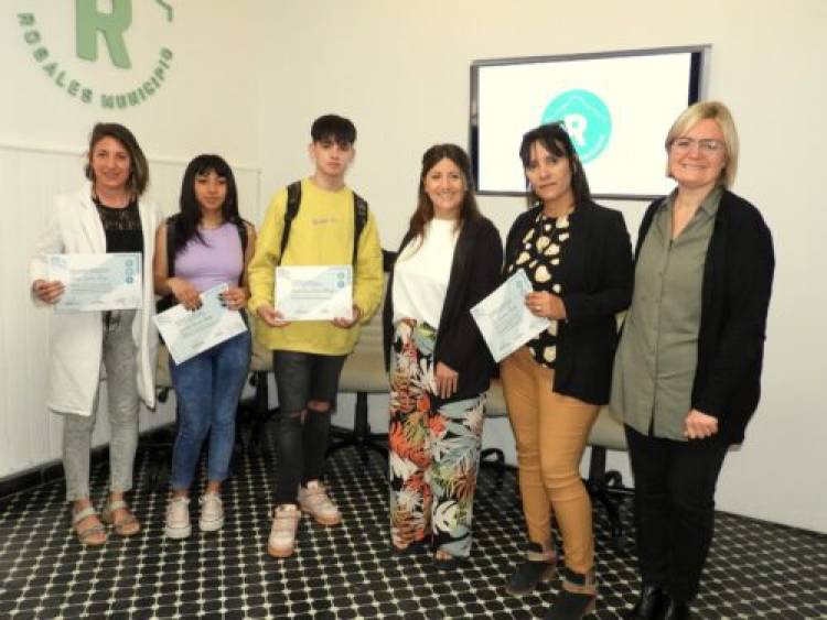 El Municipio reconoció a los adolescentes y jóvenes que hicieron prácticas profesionalizantes 