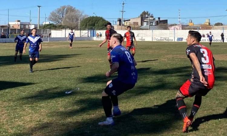 Liga del Sur: Sporting empató y es uno de los punteros