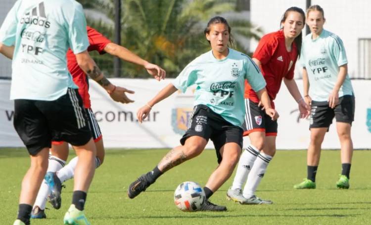 La Puntaltense Julieta Romero fue convocada a participar de la Liga Evolución Sub-19 Uruguay 2023