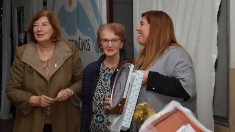 Se desarrollaron las bodas de oro de la Escuela Secundaria 1