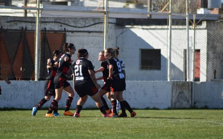 Liga del Sur: Sporting Femenino recibe a Comercial por la fecha 15 del Clausura 2024