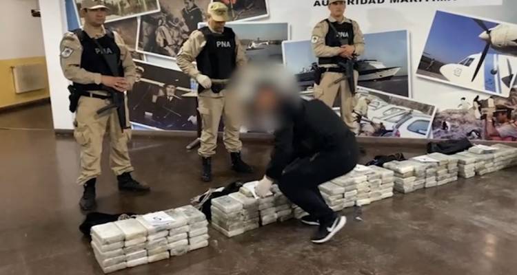 Bolsos con cocaína en la Ría: comienza el juicio al presunto líder de la banda