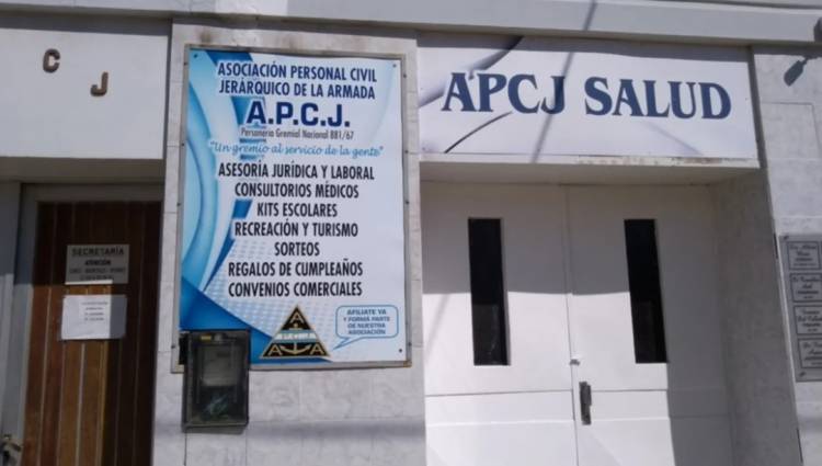 Denuncia de APCJ y solicitud de urgentes decisiones para el personal civil de la Armada