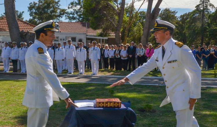 Asumió el nuevo Director del Hospital Naval Puerto Belgrano