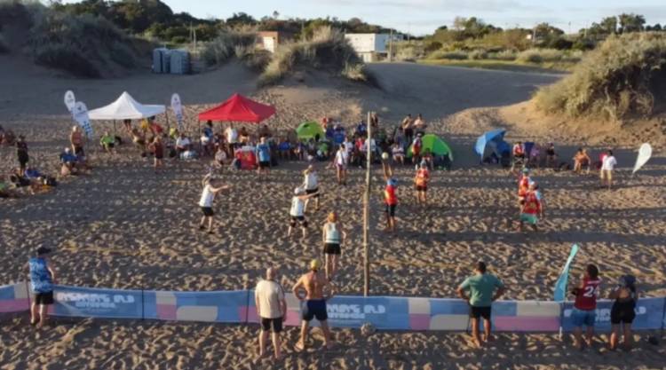 Pehuen Co fue sede de un torneo interprovincial de newcom playa