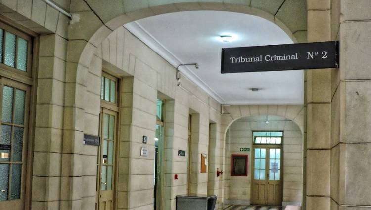 Condenan a un hombre a 8 años de prisión por abusar de una niña en Punta Alta