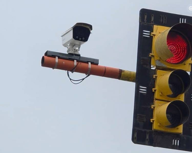 El Concejo pide al Tribunal de Cuentas que revise el convenio del Municipio con empresa de fotomulta