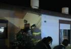 Bomberos Voluntarios acudieron al incendio de una vivienda del Barrio Centenario