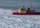 Un iceberg gigante que se desprendió de la Antártida podría afectar el trayecto del Rompehielos Irízar