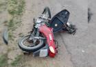 Ruta 229: trasladan en código rojo a una motociclista tras un choque