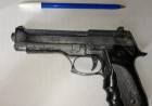 Un delincuente le pegó al sereno de la Terminal y lo amenazó con una pistola de juguete