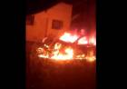 Pérdidas totales en el incendio de un auto en la Nueva Bahía Blanca