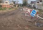 Obra cloacal paralizada, desbordes y vecinos afectados en el Barrio Gaudi