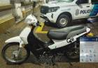 Un sujeto quiso escapar de la policía con su moto, se cayó y fue detenido 
