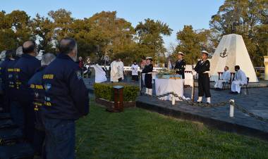 Se celebró una misa en honor a la “Virgen Malvinera” en Puerto Belgrano