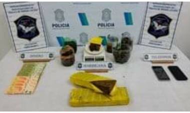 Declararon los dos aprehendidos en Punta Alta por recibir 2 kilos de marihuana