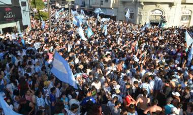 Argentina está en la final y los puntaltenses festejaron