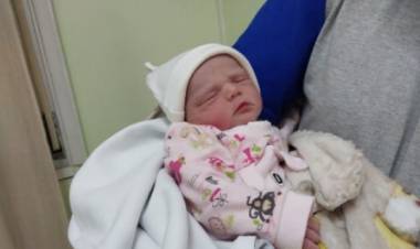 La primer beba rosaleña del 2023 se llama Kimberli Villalba Giordano