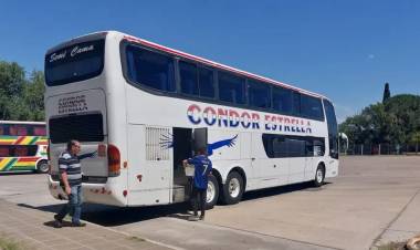 Bahía Blanca: Sacan de circulación a un colectivo de larga distancia por transitar sin luces y con gomas gastadas