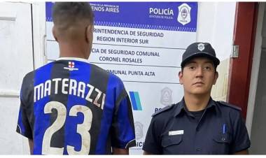 Detuvieron a un hombre por manosear a una mujer en la calle