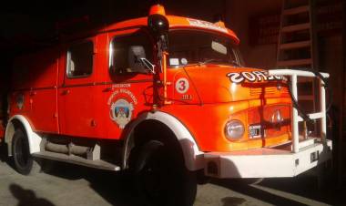 Daños totales en el incendio de una cabaña en Pehuen Co