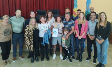 Concejales rosaleños reconocieron el desempleño deportivo de la puntaltense Julieta Romero, que juega en River Plate