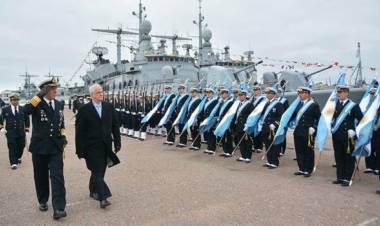 El ministro de Defensa Jorge Taiana visitará Puerto Belgrano el próximo martes