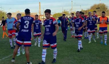 El comienzo de la era Schumacher: Rosario goleó a Pacifico (B.B)