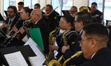 Se realizó un concierto de aspirantes músicos de la Escuela de Suboficiales de la Armada