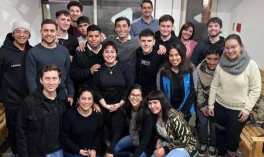 Jóvenes del PRO invitan a “Votar y defender el voto fiscalizando”