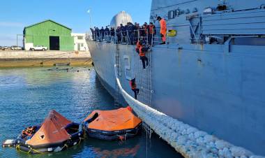 Instrucción de los aspirantes navales en la Escuela de Suboficiales de la Armada